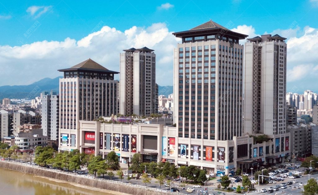 Sheraton Yunfu Xinxing Hotel